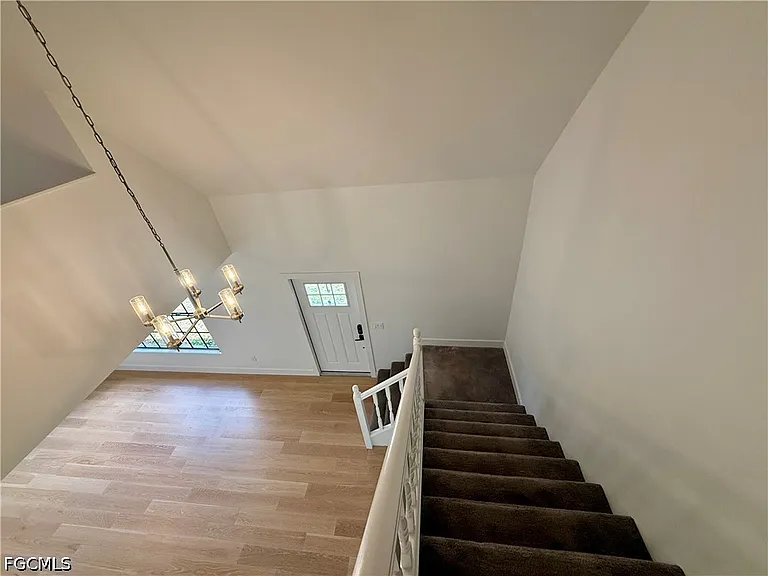 18422 Huckleberry Rd — Photo 26