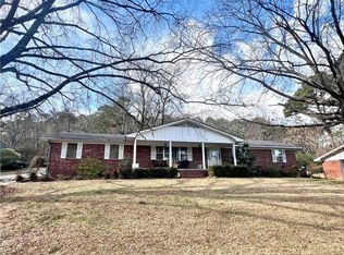 203 Mockingbird Ln, Russellville, AR 72801