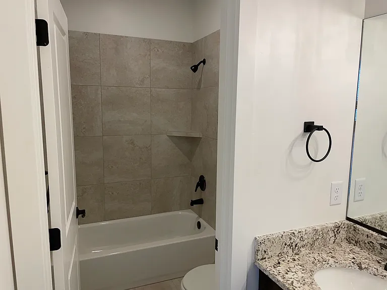 322 N 2480 W — Photo 13