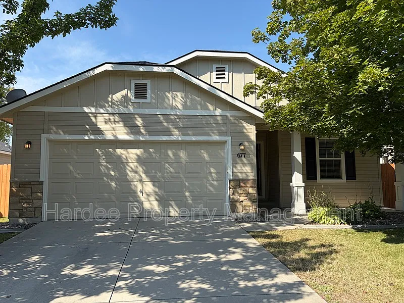 677 N Kayden Way