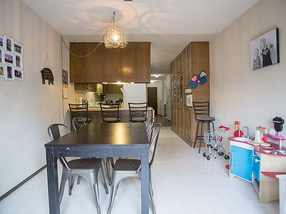 4th image of 18614 Gillman Dr