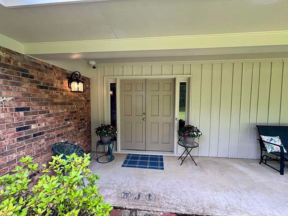 5th image of 2901 Country Club Rd