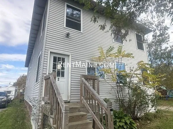 6 Woodman Ave APT 2, Fairfield, ME 04937