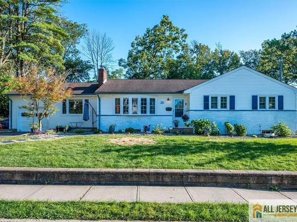 228 Norris Ave, Metuchen, NJ 08840