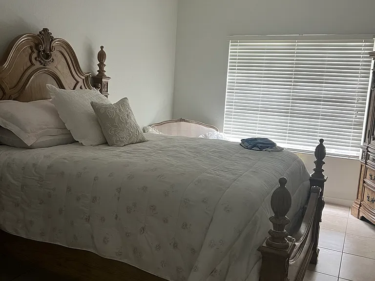20121 Estero Gardens Cir W — Photo 7