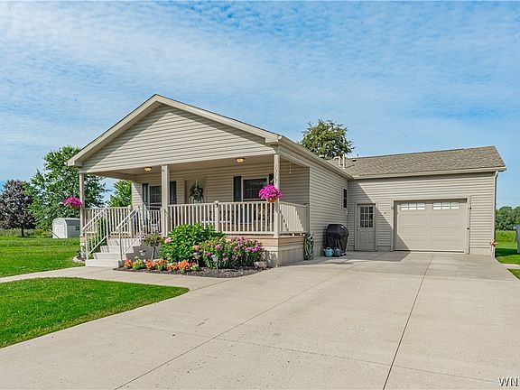 3rd image of 3926 Lockport Olcott Rd Lot 137