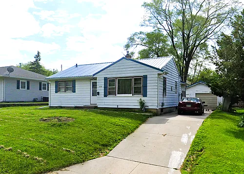 1308 Vermont St Photo 1
