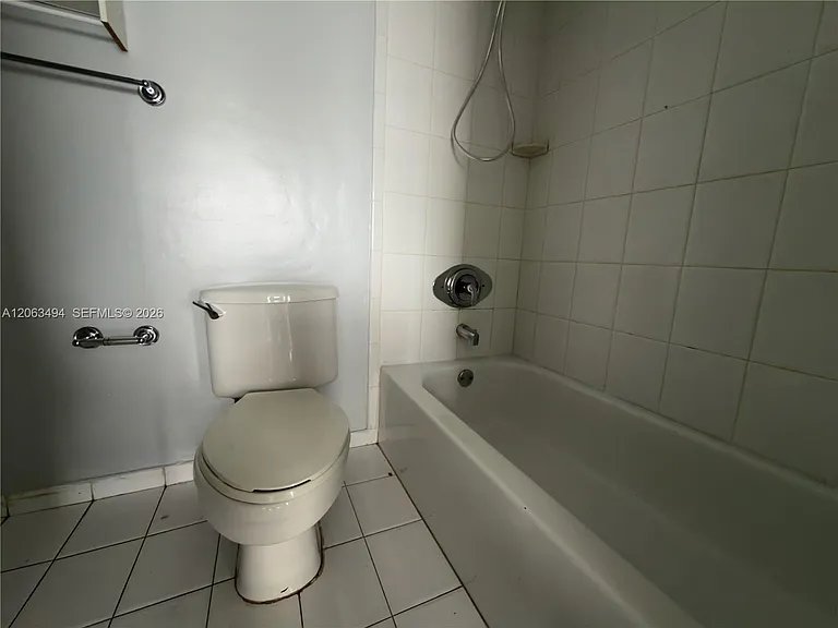 8231 NW 8th St #2-504 — Photo 24