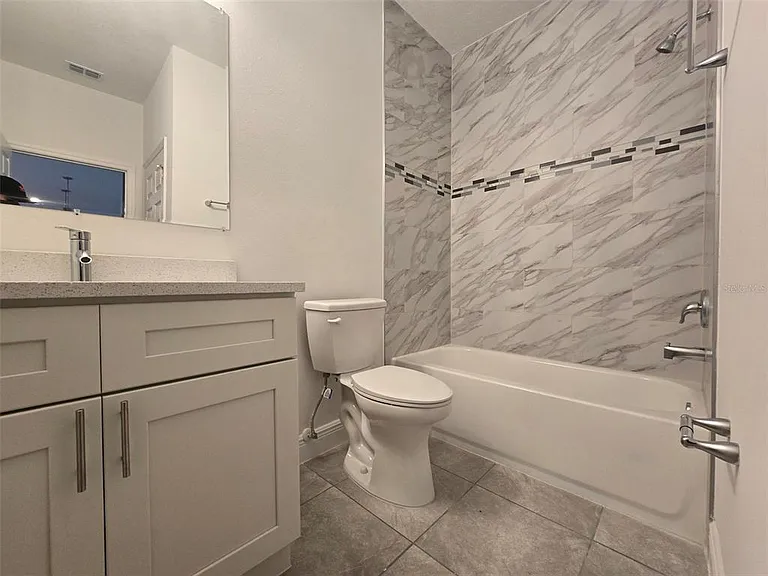 208 Locust Pass — Photo 13