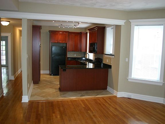 2nd image of 6115 Waterman Blvd Floor 2