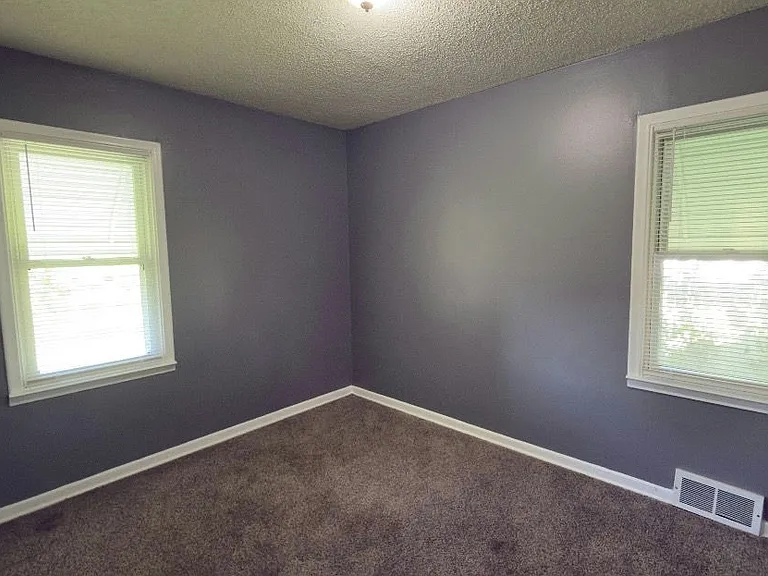 14469 Hendricks Ave — Photo 7