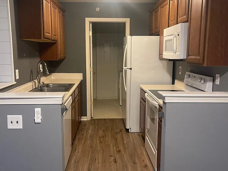 10260 Crossbow Ct — Photo 14