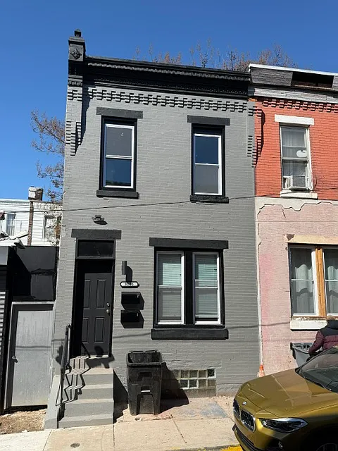 1 bed, 700 sqft, $995 — Photo 2