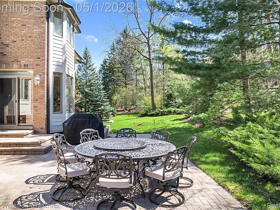 4th image of 3177 Saint James Ct