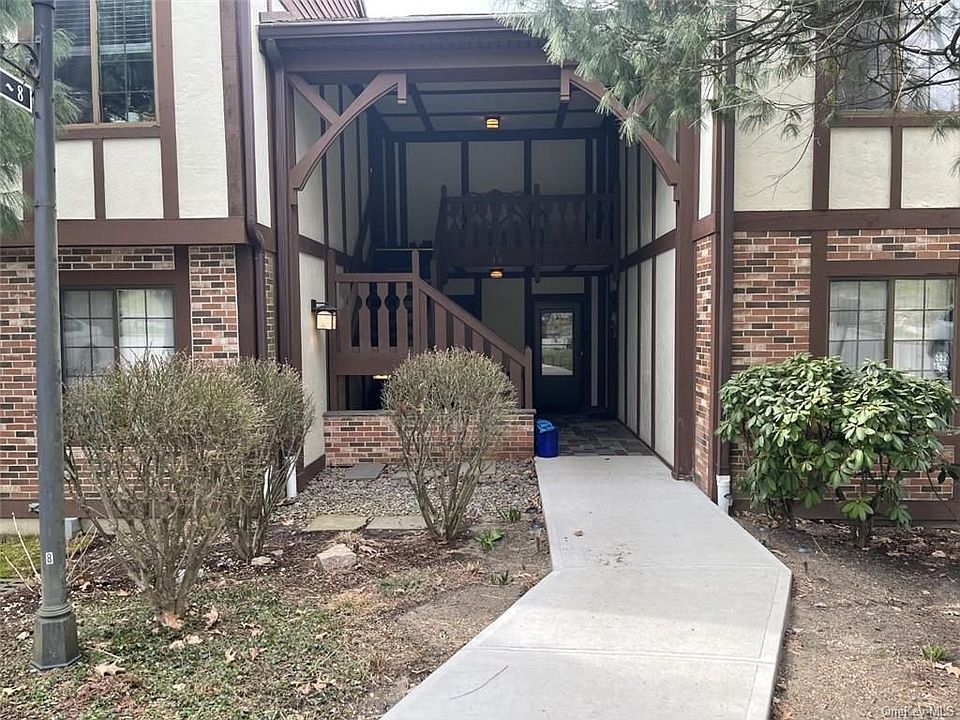1st image of 1 Foxwood Cir #1