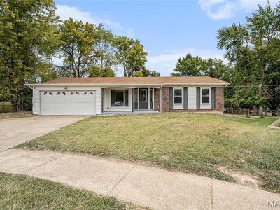 11774 El Somo Ct, Florissant, MO, 63033