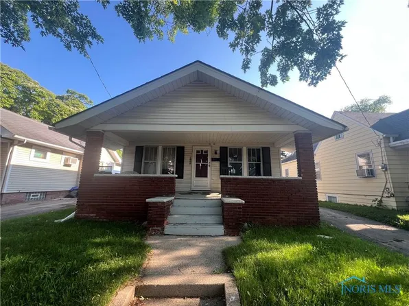 1048 Hawk St, Toledo, OH 43612