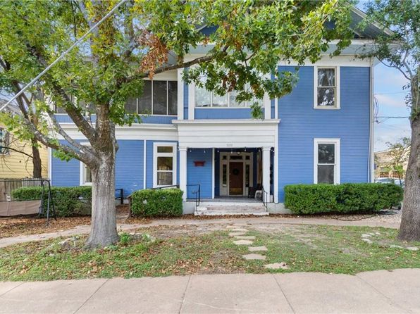 3210 Hampton A B C Fully Remodeled #3