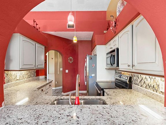 5th image of 543 Via Fontana Dr Unit 105