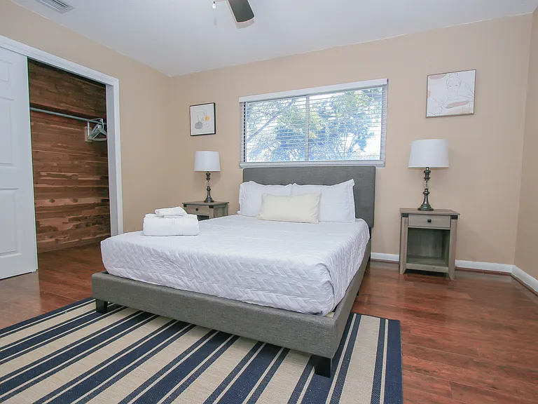 55 Velma Dr W — Photo 22