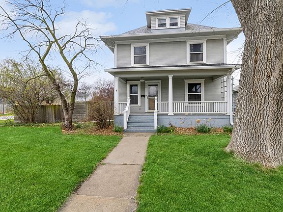 3rd image of 903 Grand Ave