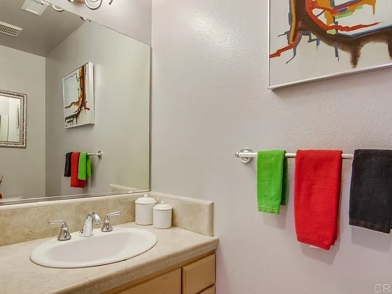 2921 E St #2 — Photo 29