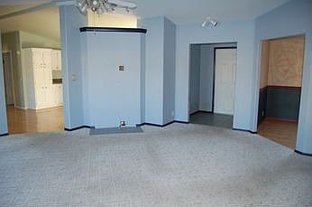 3rd image of 2910 Schuller Pl