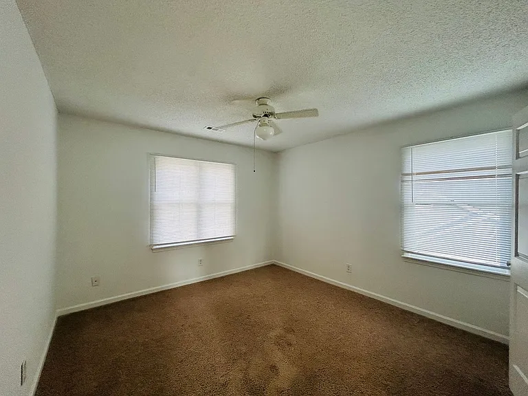 610 Pisgah Church Rd #4 — Photo 10