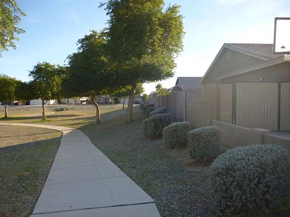 4th image of 7867 E 36th Ln