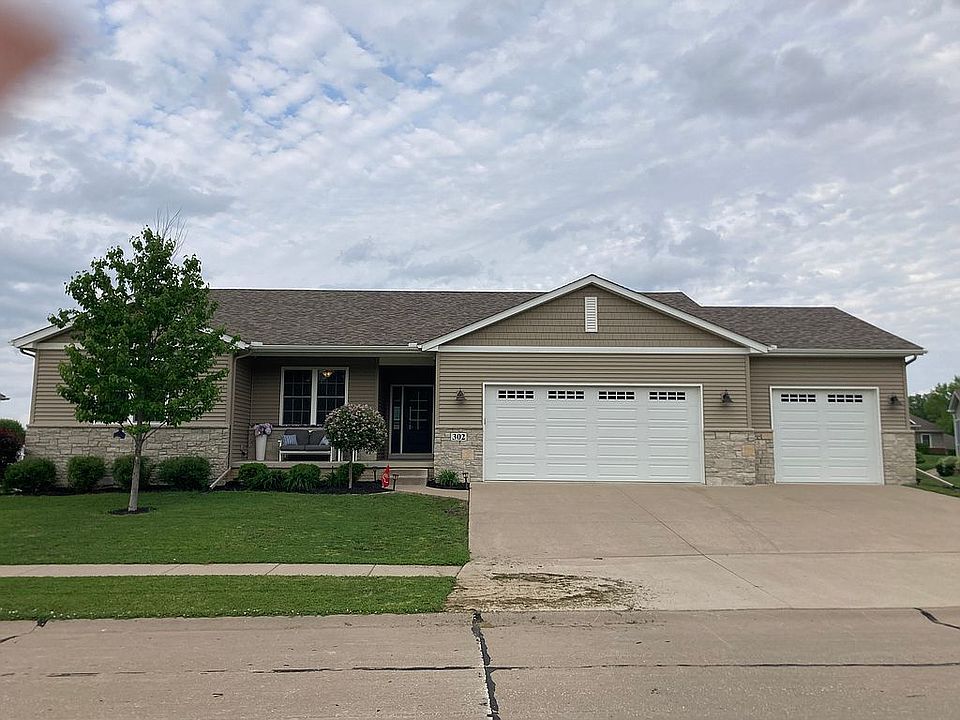 1st image of 302 W 6th Avenue Ct