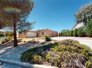 14797 Coolglen Dr, Helendale, CA 92342