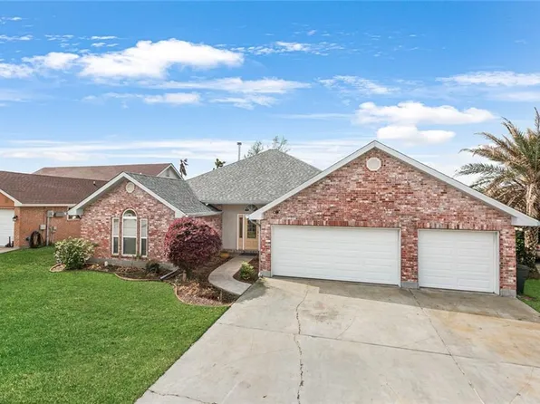 396 Moonraker Dr, Slidell, LA 70458