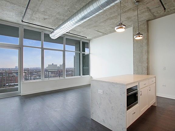 3rd image of 50 E 16th St Unit 710