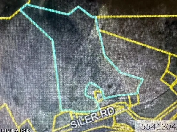 100 Knot Hole Rd, Arjay, KY 40902