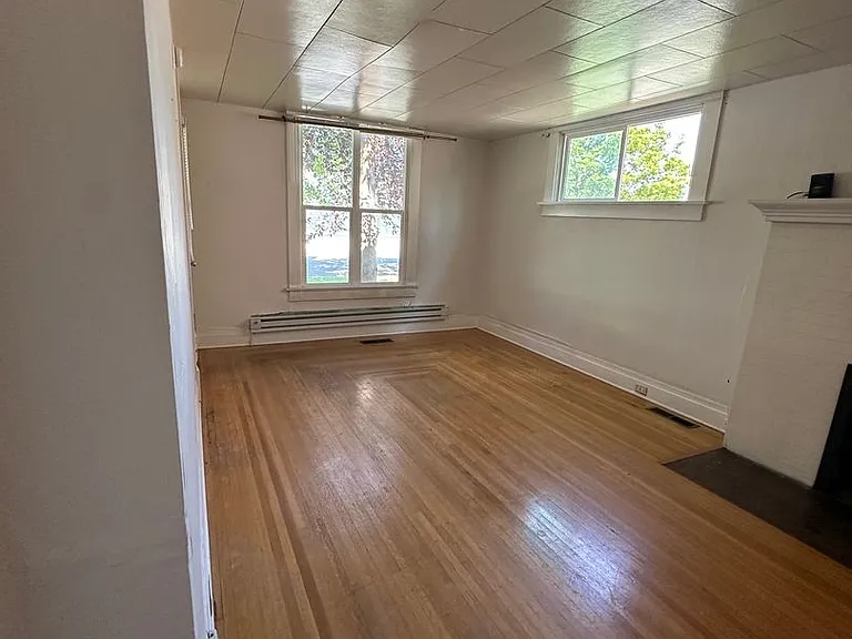 1207 W Washington St — Photo 27