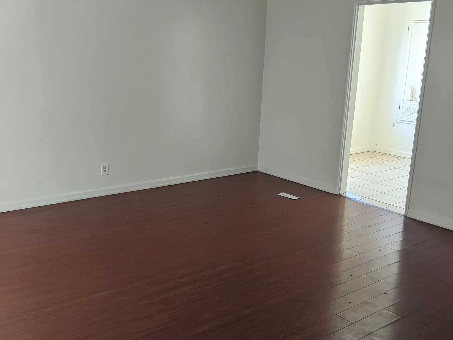 3 bed, 1200 sqft, $2,600 — Photo 3