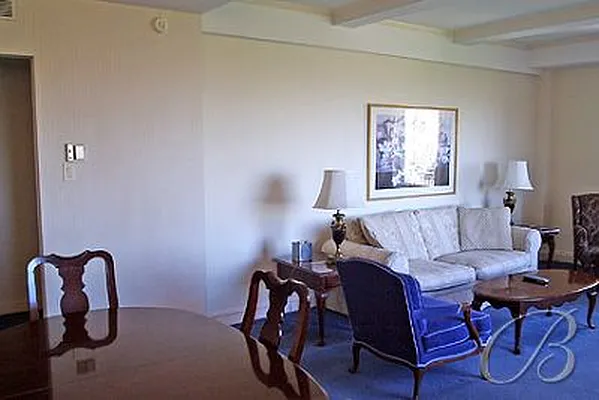 Rented by Bellmarc Realty | media 19