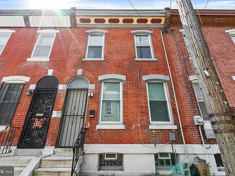 1638 W Juniata St — Photo 1
