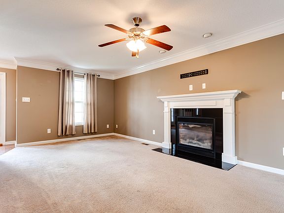 4th image of 4838 Creekrock Ln