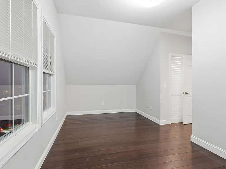 318 Concord Ave #318 — Photo 71
