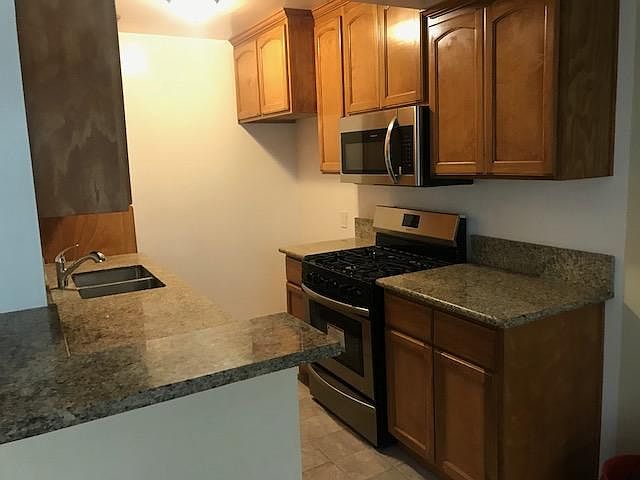 1st image of 130 S Oxford Ave APT 12