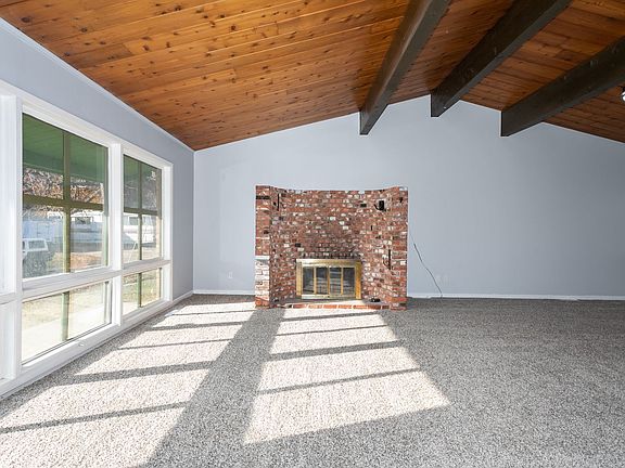5th image of 8847 Ford Ave #843669