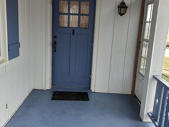 2nd image of 3022 W Franklin St