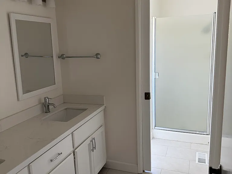 40 Knickerbocker Ln — Photo 23