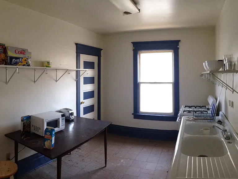 1061 12th St #207 — Photo 21