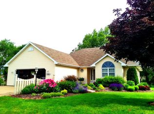 3753 Heron Ln, Green Bay, WI 54311