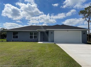 4407 Singer St, Sebring, FL 33872
