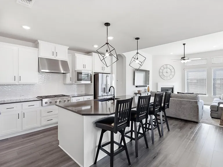 603 Crystal View Dr — Photo 7