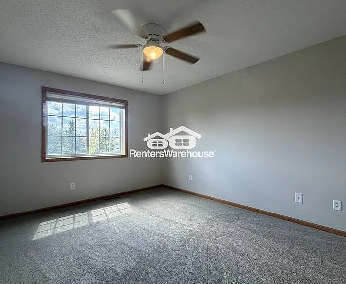 2489 Yellowstone Dr — Photo 11