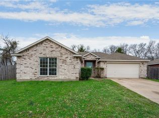 1008 Ronald Allen Ct, Glenn Heights, TX 75154